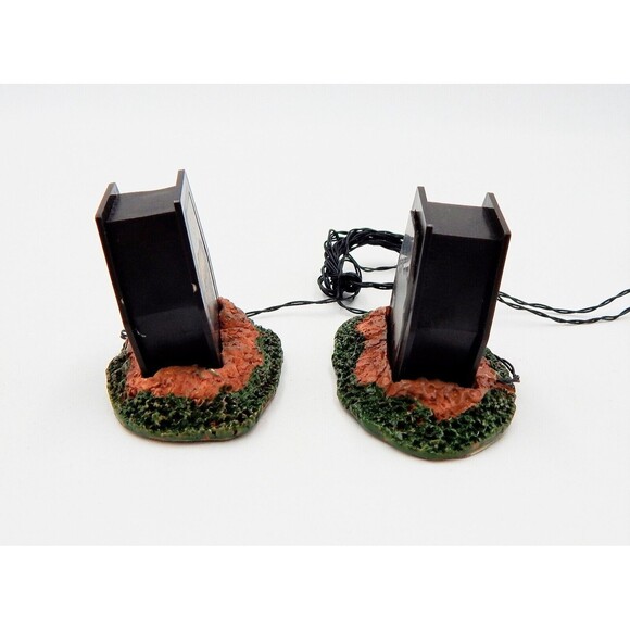 Lemax 34621 Light Up Coffins Spooky Town Accessories Retired Halloween Decor - Picture 3 of 11